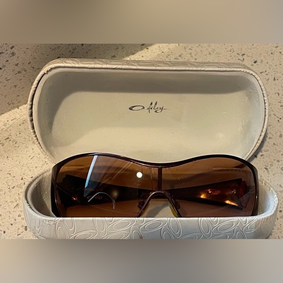 Oakley Accessories - Genuine Oakley Sunglasses. Please read description!